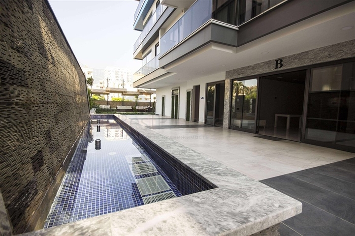 2+1 Wohnung mit Panoramablick auf das Meer im Stadtteil Mahmutlar