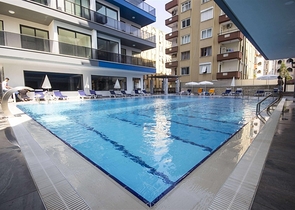 2+1 Wohnung mit Panoramablick auf das Meer im Stadtteil Mahmutlar