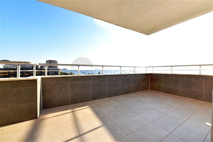 Geräumige Dreizimmerwohnung an der ersten Küste