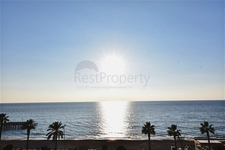 Geräumige Dreizimmerwohnung an der ersten Küste