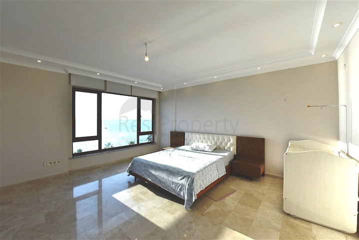 Geräumige Dreizimmerwohnung an der ersten Küste