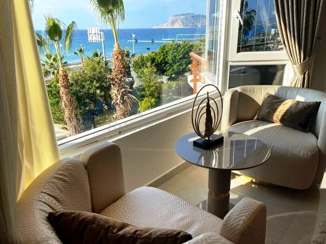 Gemütliches 2+1 Apartment mit Meerblick in Tosmur