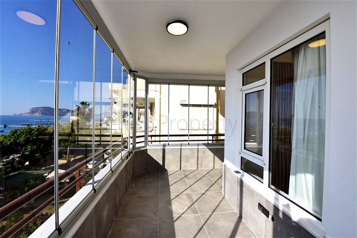 Gemütliches 2+1 Apartment mit Meerblick in Tosmur