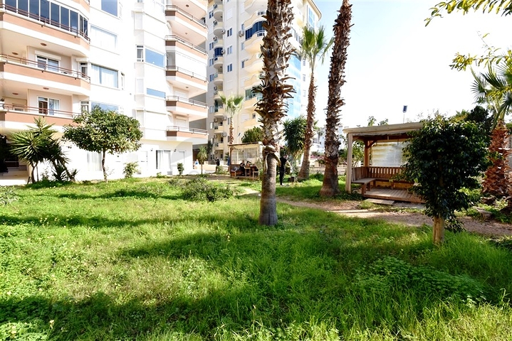 Gemütliches 2+1 Apartment mit Meerblick in Tosmur