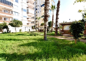 Gemütliches 2+1 Apartment mit Meerblick in Tosmur