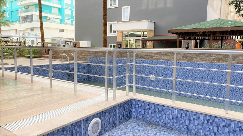 Zweizimmerwohnung mit Möbeln in Mahmutlar