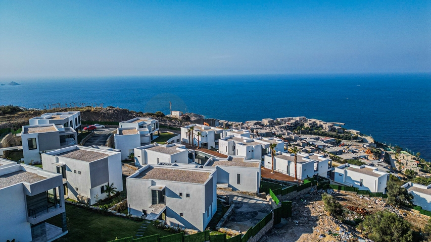Neuer Komplex mit Panoramablick auf das Meer in einer gemütlichen Lage im Stadtteil Yalıkavak.