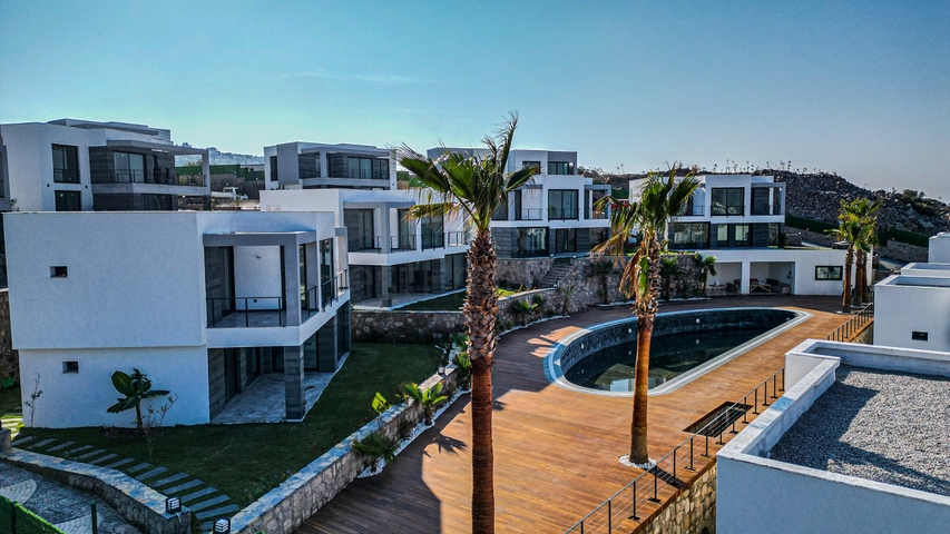 Neuer Komplex mit Panoramablick auf das Meer in einer gemütlichen Lage im Stadtteil Yalıkavak.