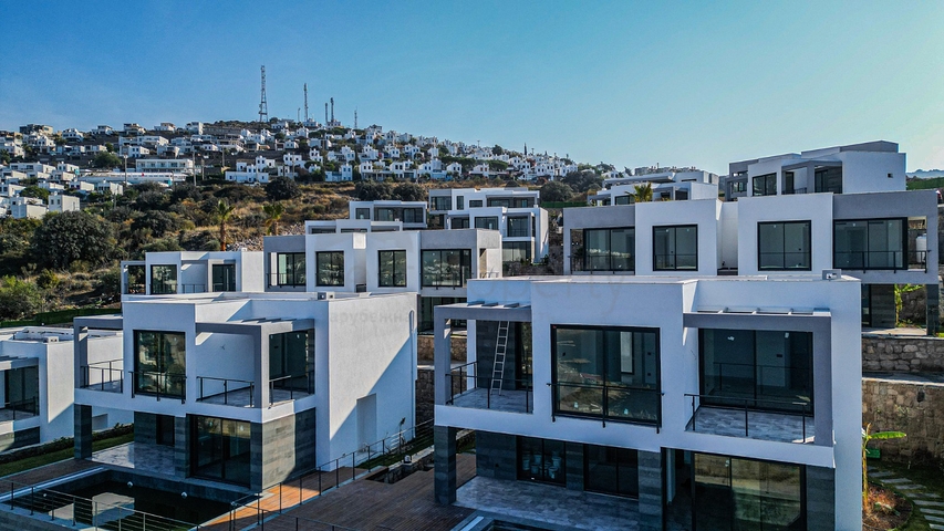 Neuer Komplex mit Panoramablick auf das Meer in einer gemütlichen Lage im Stadtteil Yalıkavak.