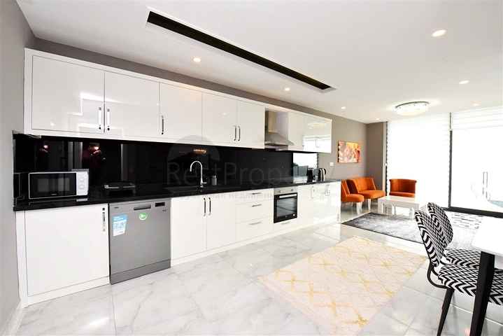 5+1-Villa in zentraler Lage in Alanya