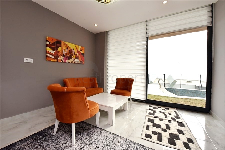 5+1-Villa in zentraler Lage in Alanya