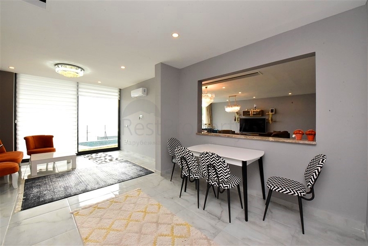 5+1-Villa in zentraler Lage in Alanya