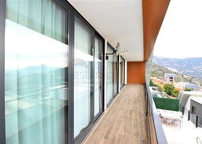 5+1-Villa in zentraler Lage in Alanya