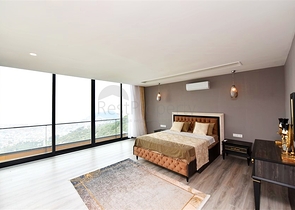 5+1-Villa in zentraler Lage in Alanya