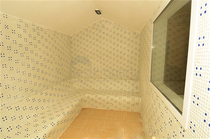 Apartment 2+1 im Stadtteil Tosmur in der Nähe des Meeres 