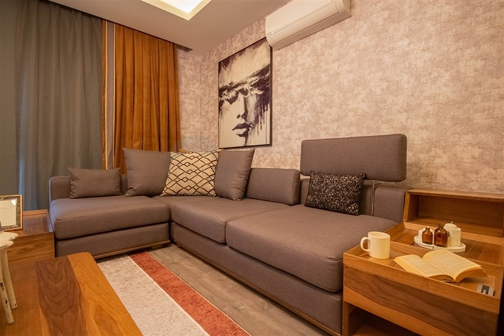 Möblierte 2+1-Wohnung an der ersten Küste in Mahmutlar