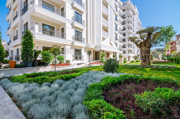 2+1 Wohnung in einem Top-Komplex im Zentrum von Alanya