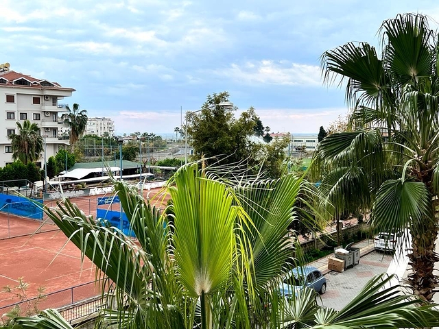 2+1 Wohnung in einem Top-Komplex im Zentrum von Alanya