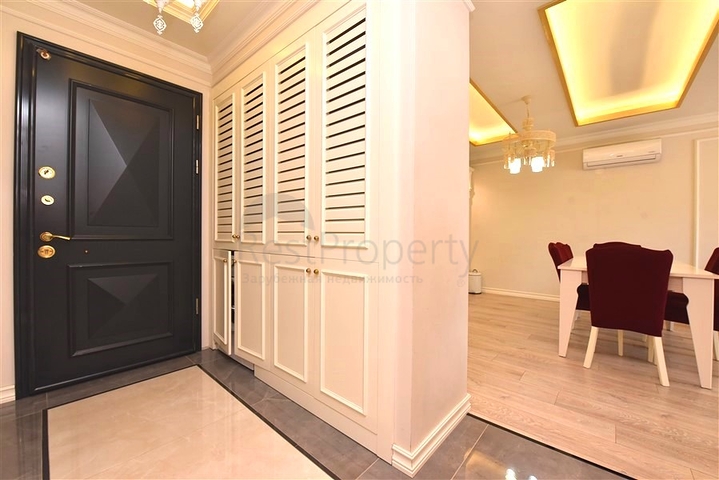 2+1 Wohnung in einem Top-Komplex im Zentrum von Alanya