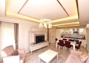 2+1 Wohnung in einem Top-Komplex im Zentrum von Alanya