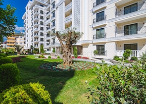 2+1 Wohnung in einem Top-Komplex im Zentrum von Alanya