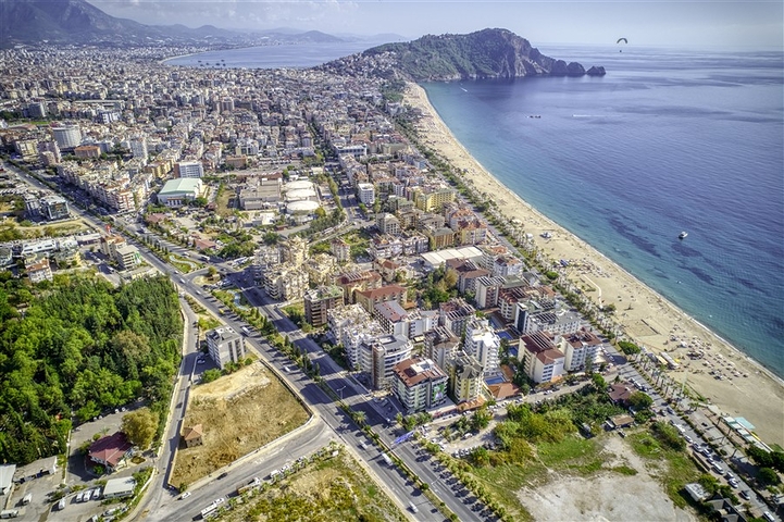 Projekt mit Hotelinfrastruktur in Gehweite zum Kleopatra-Strand