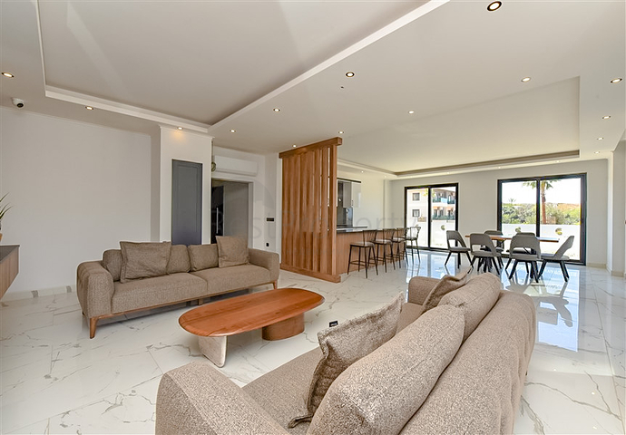 1+1 Wohnung in einem Wohnkomplexprojekt in beiden