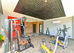 1+1 Wohnung in einem Wohnkomplexprojekt in beiden