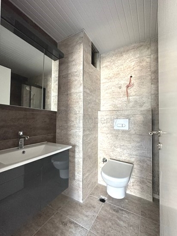 2+1-Wohnung in beiden Bereichen mit separater Küche