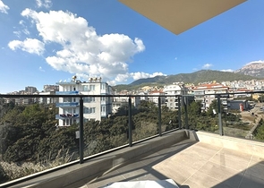 2+1-Wohnung in beiden Bereichen mit separater Küche