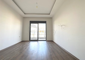 2+1-Wohnung in beiden Bereichen mit separater Küche