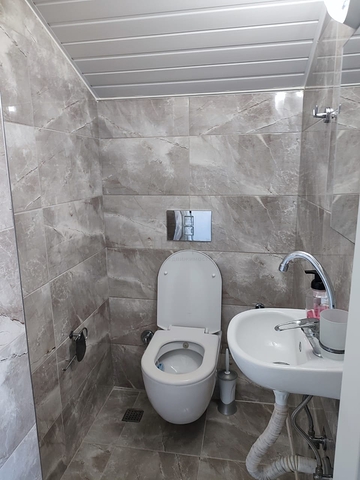 Drei-Zimmer-Penthouse in einer Wohnanlage mit Infrastruktur