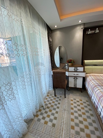 Drei-Zimmer-Penthouse in einer Wohnanlage mit Infrastruktur