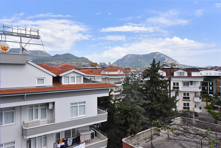 Penthouse 2+1 im Bezirk Oba 