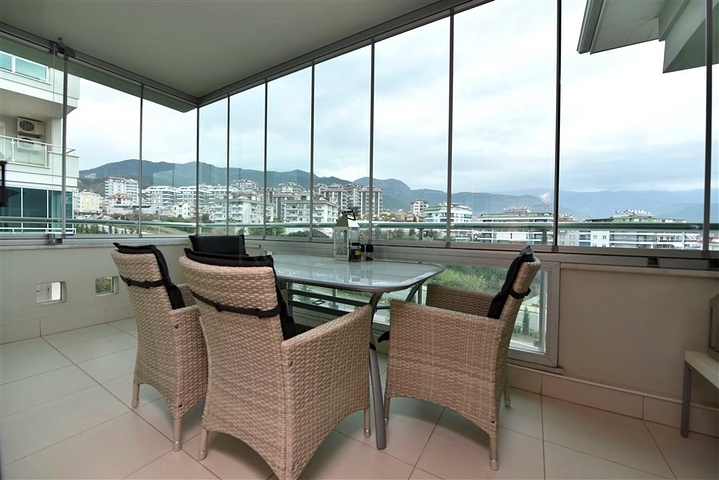 7+1 Wohnung mit separater Küche in der Gegend von Dschikjili