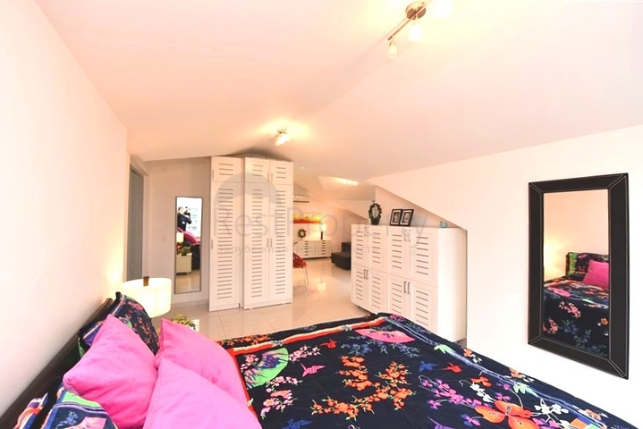 7+1 Wohnung mit separater Küche in der Gegend von Dschikjili