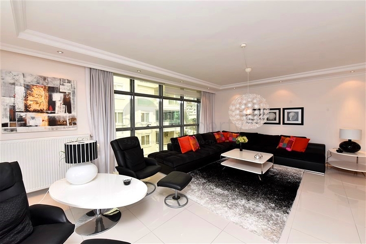 7+1 Wohnung mit separater Küche in der Gegend von Dschikjili