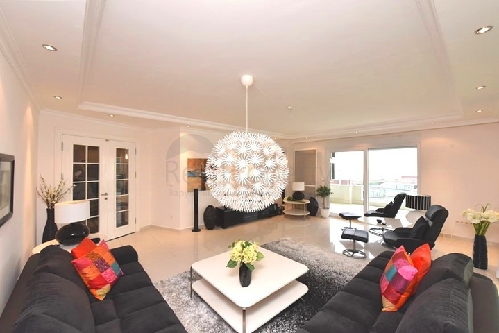 7+1 Wohnung mit separater Küche in der Gegend von Dschikjili