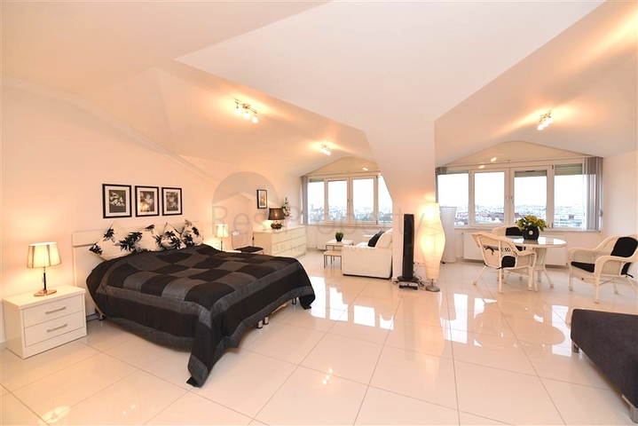 7+1 Wohnung mit separater Küche in der Gegend von Dschikjili