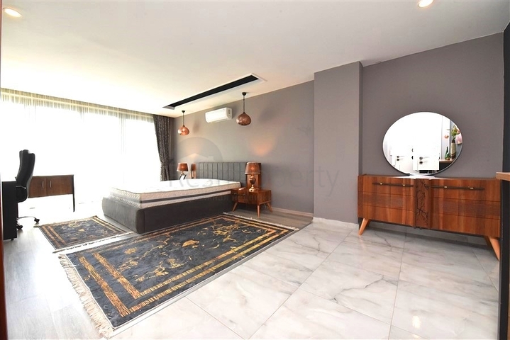 5+1-Villa mit herrlichem Blick auf Alanya