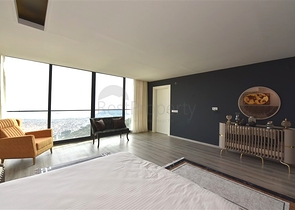 Dreistöckige Villa mit 5+1 Grundriss im Herzen von Alanya