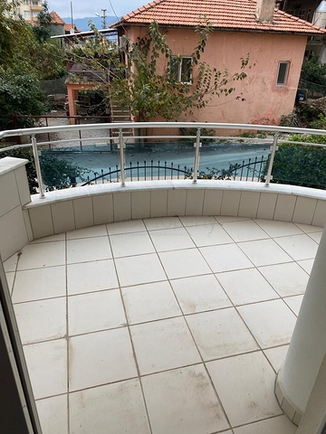 Geräumige 3+1-Wohnung in Mahmutlar