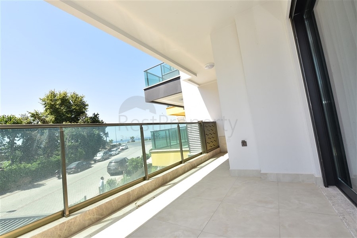 1+1 Wohnung mit Meerblick in einem Premium-Komplex