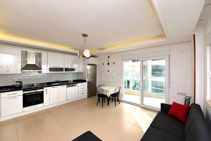 Geräumige 1+1-Wohnung in einem Komplex mit Hotelinfrastruktur Geräumige 1+1-Wohnung in einem Komplex mit Hotelinfrastruktur