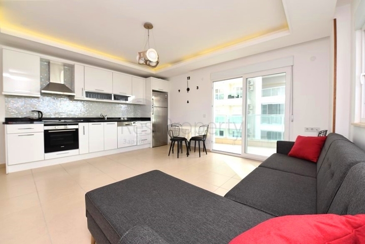 Geräumige 1+1-Wohnung in einem Komplex mit Hotelinfrastruktur Geräumige 1+1-Wohnung in einem Komplex mit Hotelinfrastruktur