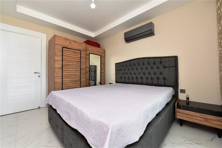 1+1 Wohnung im Stadtteil Mahmutlar 300 m vom Meer entfernt