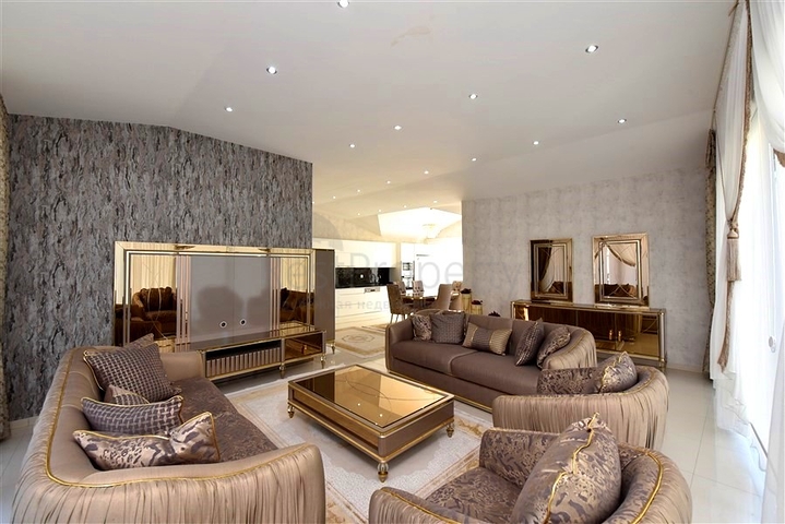 Geräumige 2+1 Maisonette im Stadtteil Kestel