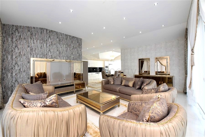 Geräumige 2+1 Maisonette im Stadtteil Kestel