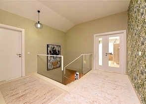 Geräumige 2+1 Maisonette im Stadtteil Kestel