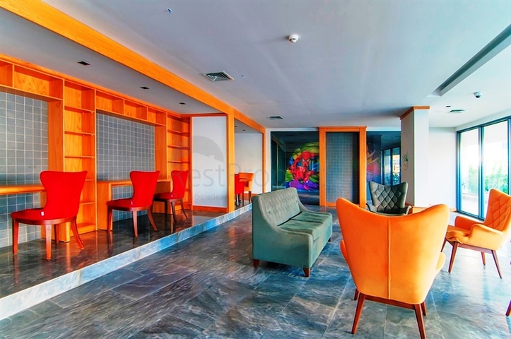 Dreizimmerwohnung mit Designermöbeln im Stadtteil Kestel